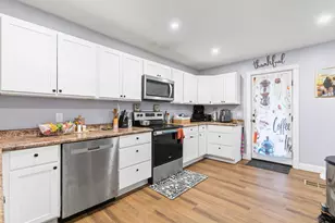 276 Gamage Ave, Auburn, ME 04210 - Photo 3