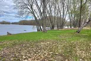 866 Main St, Lincoln, ME 04457 - Photo 3