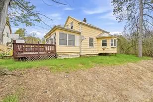 16 Main St, Fairfield, ME 04937 - Photo 3