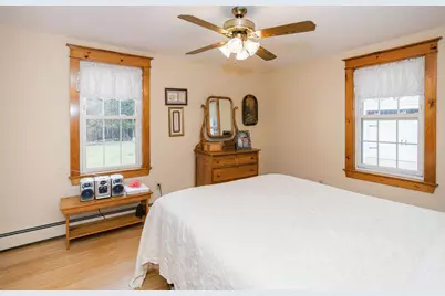 1124 Main Street, Jay, ME 04262 - Photo 17