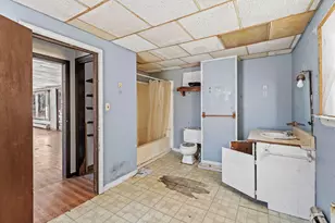 82 Summer St, Dover Foxcroft, ME 04426 - Photo 13