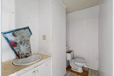 82 Summer Street, Dover Foxcroft, ME 04426 - Photo 27