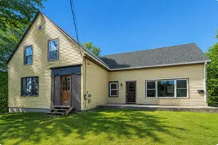 82 Summer St, Dover Foxcroft, ME 04426 - Photo 3