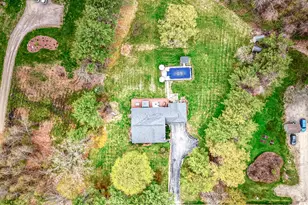 704 W Auburn Rd, Auburn, ME 04210 - Photo 1