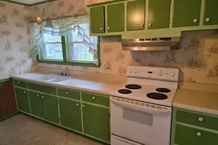 10 Maxwell Ln, Bangor, ME 04401 - Photo 7