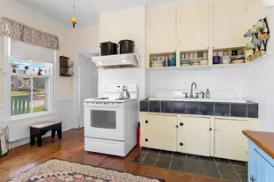 17 High St, Vinalhaven, ME 04863 - Photo 7