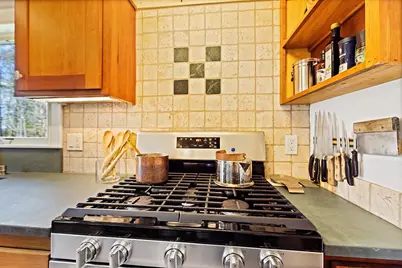183 Mountain Road, Falmouth, ME 04105 - Photo 9