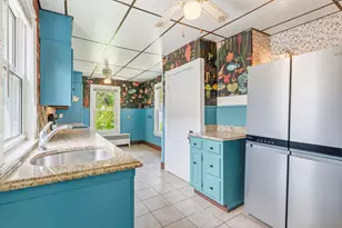62 Dorset St, Portland, ME 04102 - Photo 9