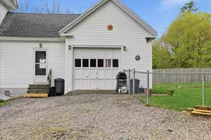 145 Dresden Ave, Gardiner, ME 04345 - Photo 9