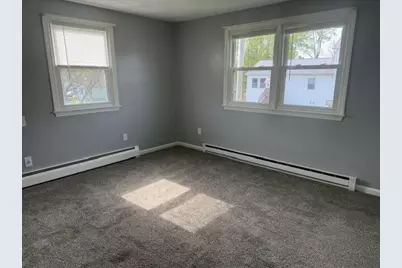 33 Wilkes Street, Waterville, ME 04901 - Photo 13