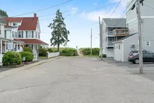 7 Bay Ave, Old Orchard Beach, ME 04064 - Photo 23