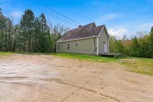 37 Palmer Rd, Pittston, ME 04345 - Photo 7