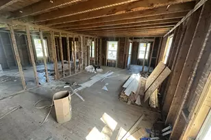 9 Water St, Presque Isle, ME 04769 - Photo 5