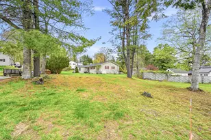 18 Burke St, Farmingdale, ME 04344 - Photo 5