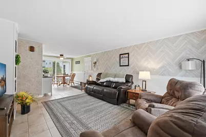 18 Burke Street, Farmingdale, ME 04344 - Photo 9