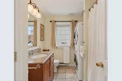170 W Grand Avenue, Old Orchard Beach, ME 04064 - Photo 27