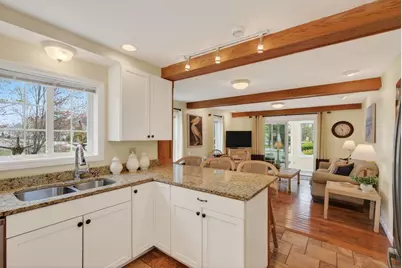 170 W Grand Avenue, Old Orchard Beach, ME 04064 - Photo 17