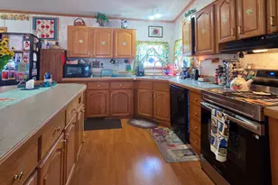 56 Franklin Pkwy, Brunswick, ME 04011 - Photo 11