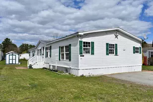 56 Franklin Pkwy, Brunswick, ME 04011 - Photo 1