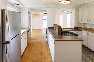 22 Booker St, Thomaston, ME 04861 - Photo 9