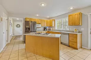 23 Frances Dr, Hampden, ME 04444 - Photo 5
