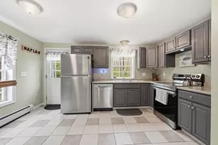 14 Wipple Tree Ln, Naples, ME 04055 - Photo 7