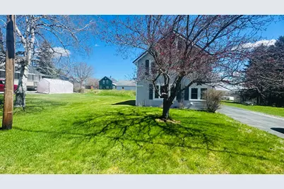 18 Veronica Street, Caribou, ME 04736 - Photo 3