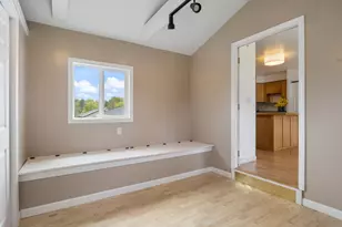 35 Longmeadow Dr, Gorham, ME 04038 - Photo 9