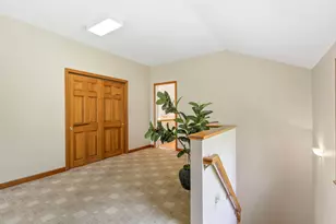 37 Shelby Ln, South Portland, ME 04106 - Photo 33