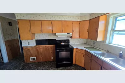 457 Main Street, Madawaska, ME 04756 - Photo 11