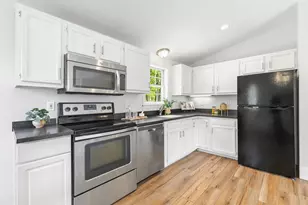 20 Willowdale Dr, Gorham, ME 04038 - Photo 9
