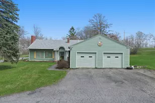 19 MacArthur Ave, Caribou, ME 04736 - Photo 5