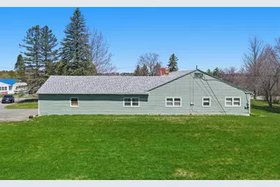 19 Macarthur Avenue, Caribou, ME 04736 - Photo 3