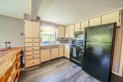1374 Appleton Road, Union, ME 04862 - Photo 13
