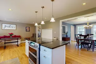 43 Sturbridge Ln, Cumberland, ME 04021 - Photo 9