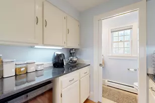 43 Sturbridge Ln, Cumberland, ME 04021 - Photo 17