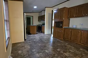 2 Windsor Dr, Alfred, ME 04002 - Photo 5