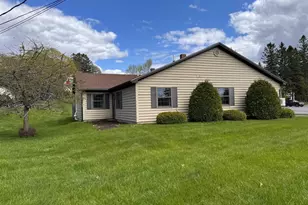 51 Academy St, Presque Isle, ME 04769 - Photo 3