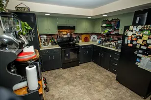 136 Franklin St, Rumford, ME 04276 - Photo 7
