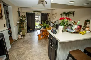 136 Franklin St, Rumford, ME 04276 - Photo 5