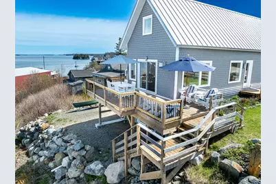 77 Johnson Street, Lubec, ME 04652 - Photo 3