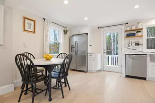 73 Autumn Ln, Yarmouth, ME 04096 - Photo 9