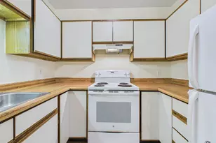 85 Middle St, Hallowell, ME 04347 - Photo 27