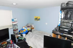 17 Vernon St, Bangor, ME 04401 - Photo 13
