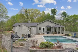 28 Oakledge Hills Rd, Raymond, ME 04071 - Photo 29