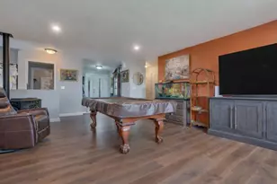28 Oakledge Hills Rd, Raymond, ME 04071 - Photo 9