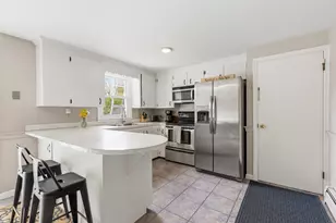 53 Fellows St, South Portland, ME 04106 - Photo 3