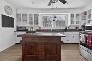 527 Pool St, Biddeford, ME 04005 - Photo 17