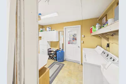 186 Champlain Street, Van Buren, ME 04785 - Photo 17
