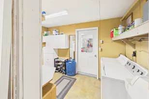 186 Champlain St, Van Buren, ME 04785 - Photo 17